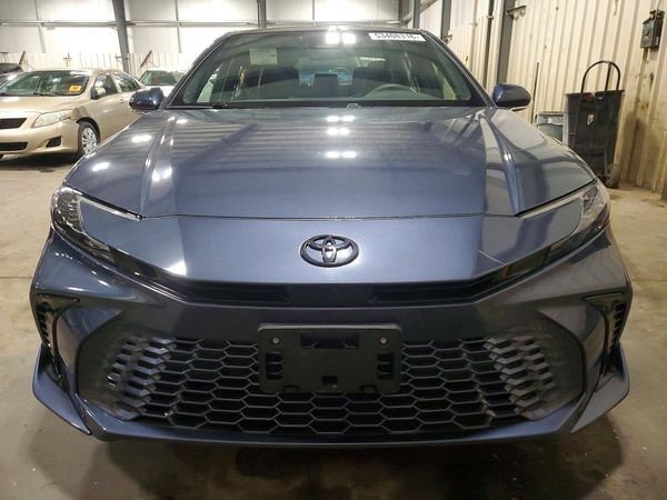 2026 TOYOTA CAMRY