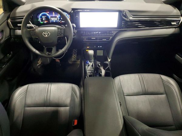 2026 TOYOTA CAMRY