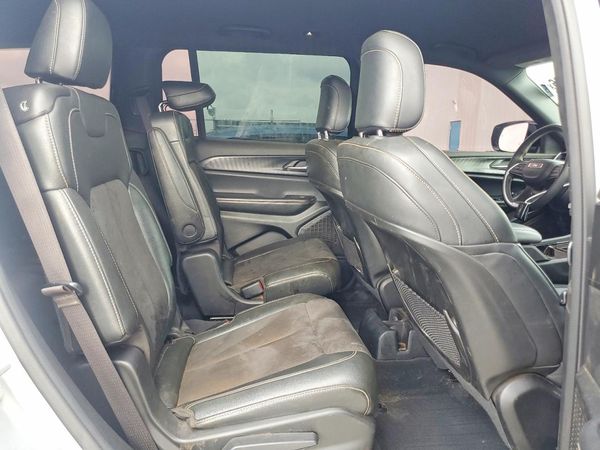 2023 JEEP GRAND CHEROKEE L LAREDO 4X4