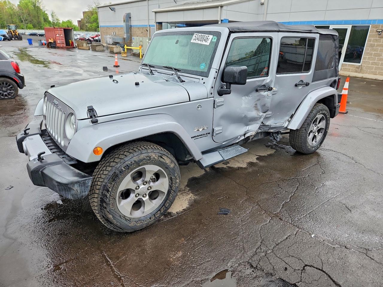 2016 JEEP WRANGLER UNLIMITED SAHARA 4X4
