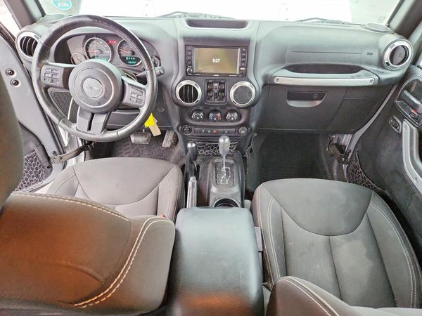 2016 JEEP WRANGLER UNLIMITED SAHARA 4X4