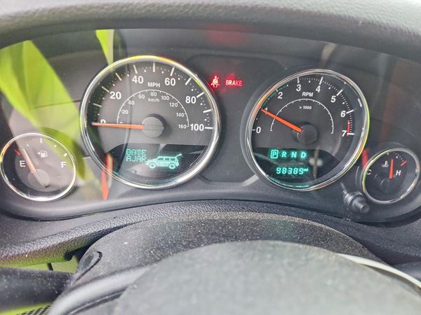 2016 JEEP WRANGLER UNLIMITED SAHARA 4X4