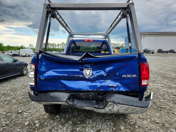 2016 RAM 2500 ST REG CAB 4X4