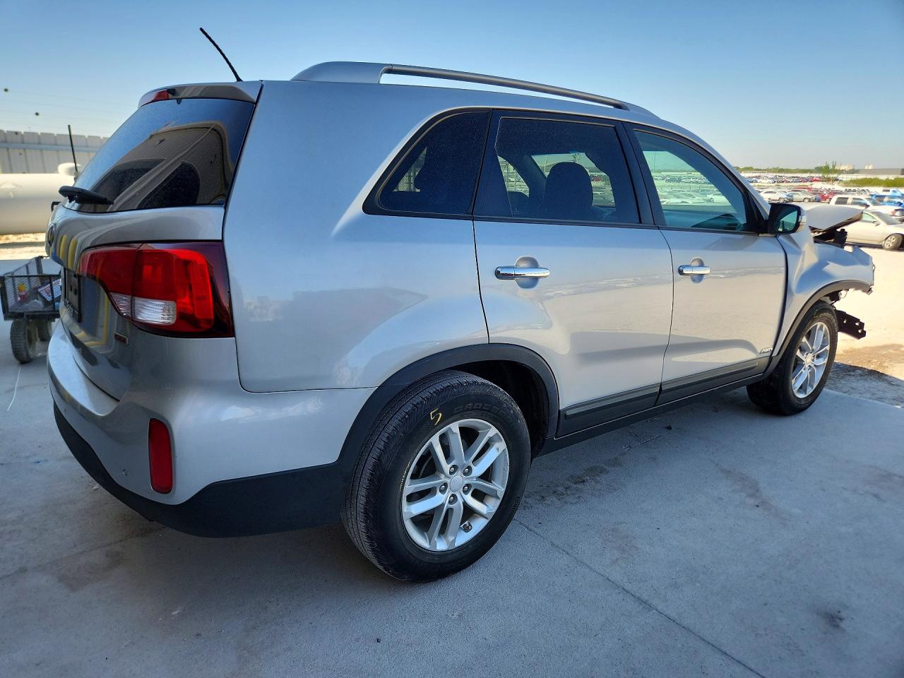 2014 KIA SORENTO Base/ LX