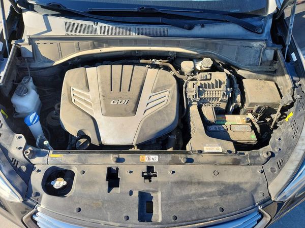 2019 HYUNDAI SANTA FE XL — Engine bay