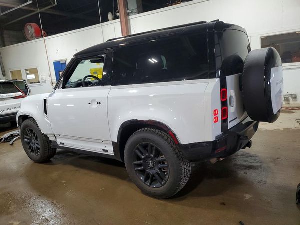 2025 LAND ROVER DEFENDER 90 X-Dynamic SE