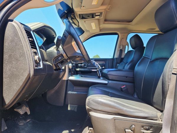 2018 RAM 1500 LARAMIE CREW CAB 4X4