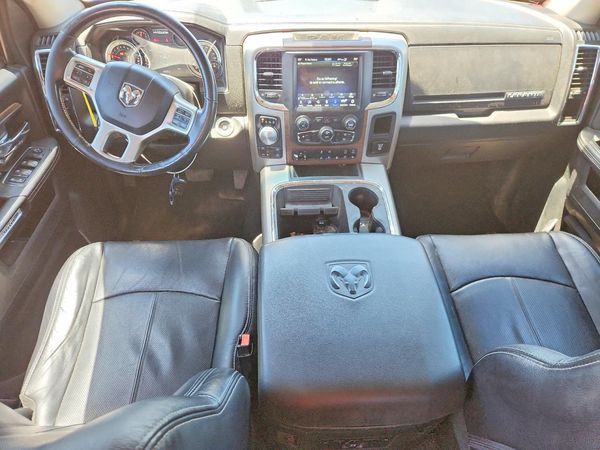 2018 RAM 1500 LARAMIE CREW CAB 4X4