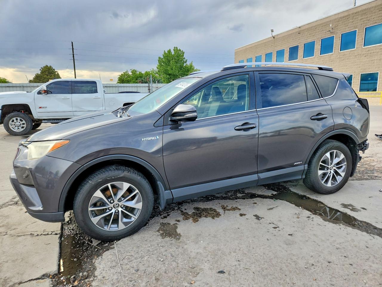 2016 TOYOTA RAV4 HV XLE (M Grade)