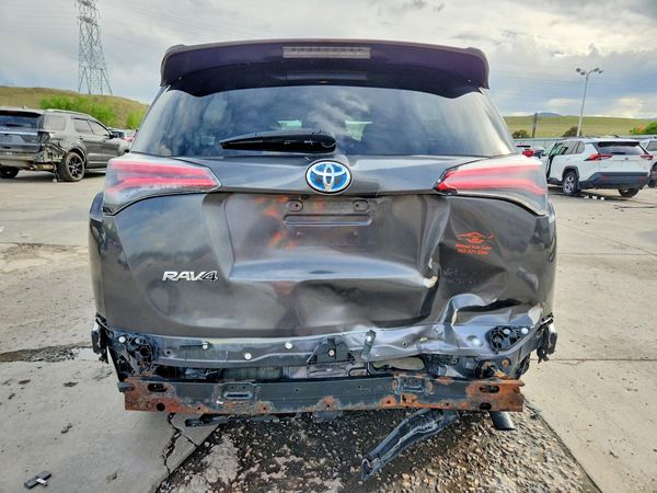 2016 TOYOTA RAV4 HV XLE (M Grade)