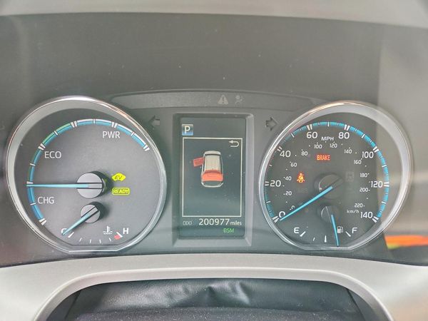 2016 TOYOTA RAV4 HV XLE (M Grade)