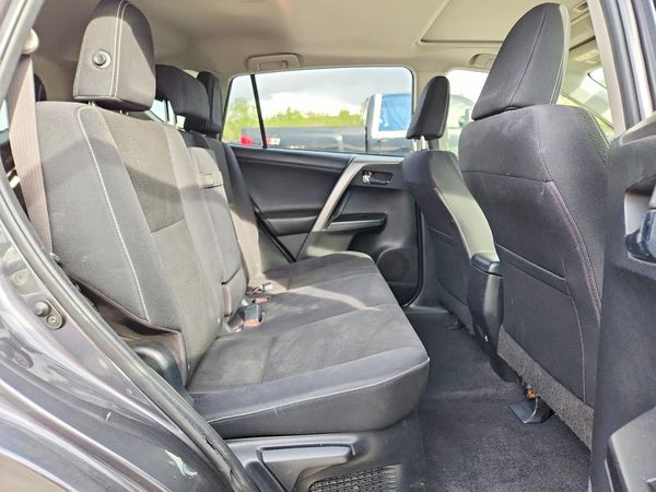 2016 TOYOTA RAV4 HV XLE (M Grade)