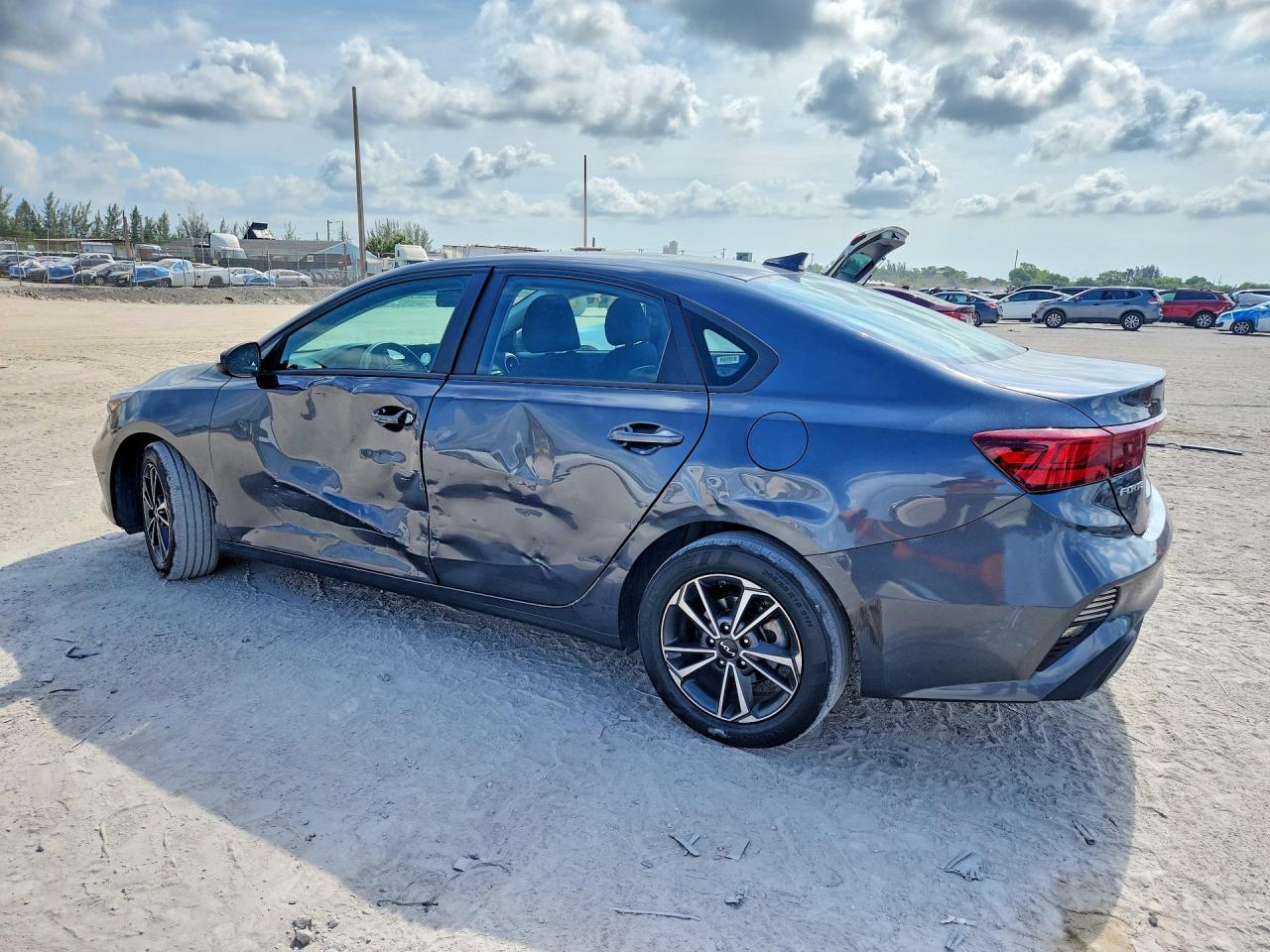 2023 KIA FORTE LX, LXS
