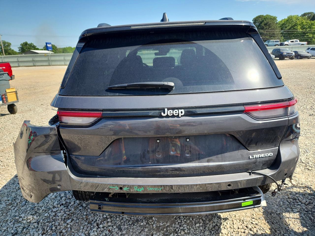 2025 JEEP GRAND CHEROKEE Laredo, Altitude