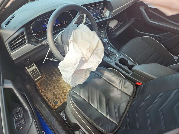2024 VOLKSWAGEN JETTA