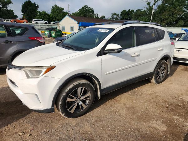 2018 TOYOTA RAV4 Adventure/XLE
