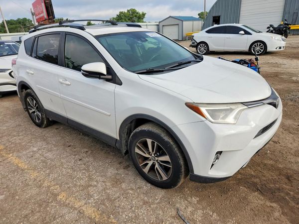 2018 TOYOTA RAV4 Adventure/XLE