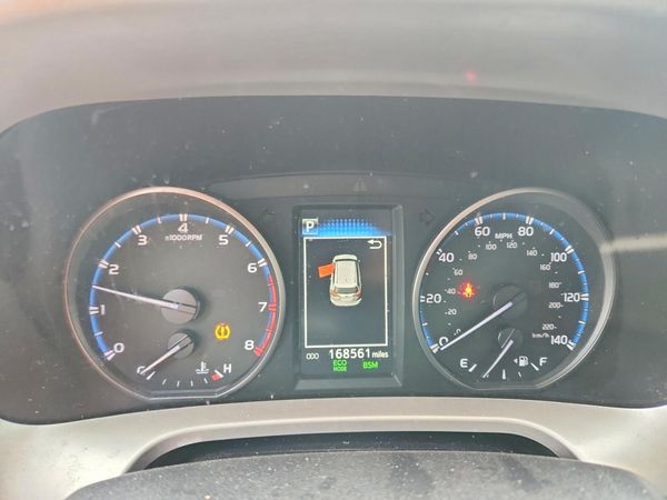 2018 TOYOTA RAV4 Adventure/XLE