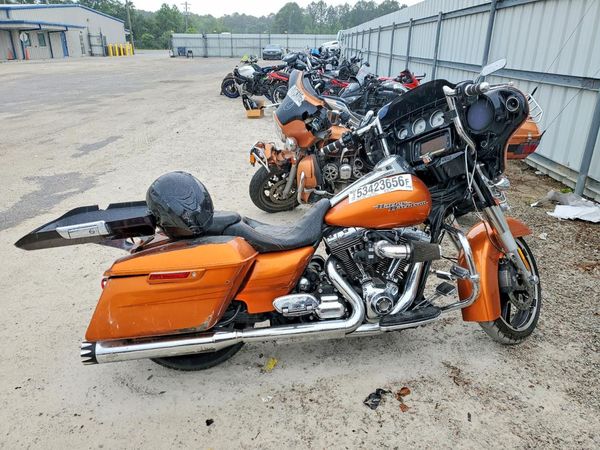 2015 HARLEY-DAVIDSON FLHXS