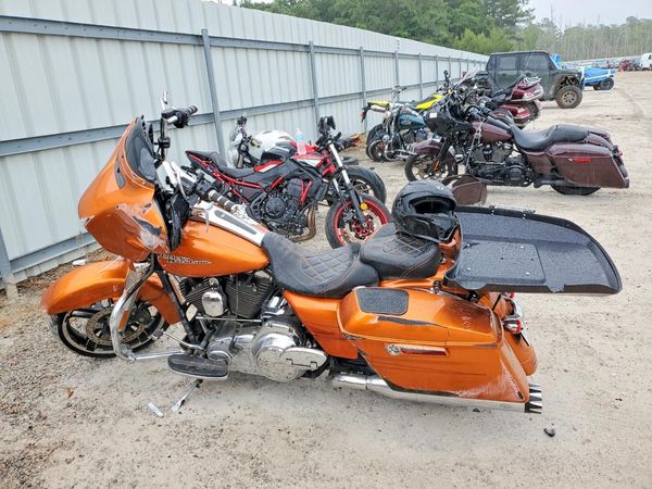 2015 HARLEY-DAVIDSON FLHXS