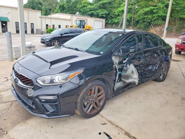 2021 KIA FORTE GT Line