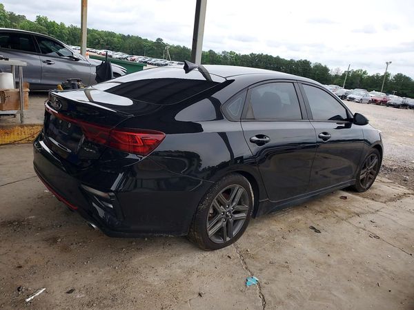 2021 KIA FORTE GT Line