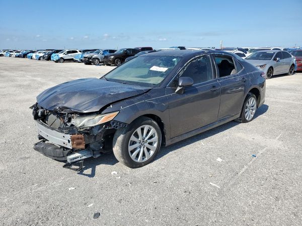 2020 TOYOTA CAMRY