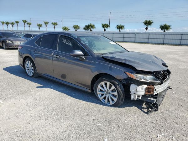 2020 TOYOTA CAMRY
