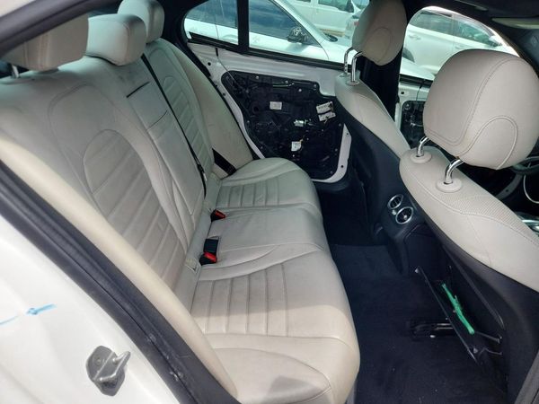 2015 MERCEDES-BENZ C