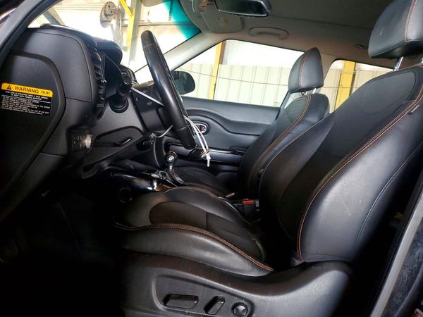 2017 KIA SOUL Exclaim