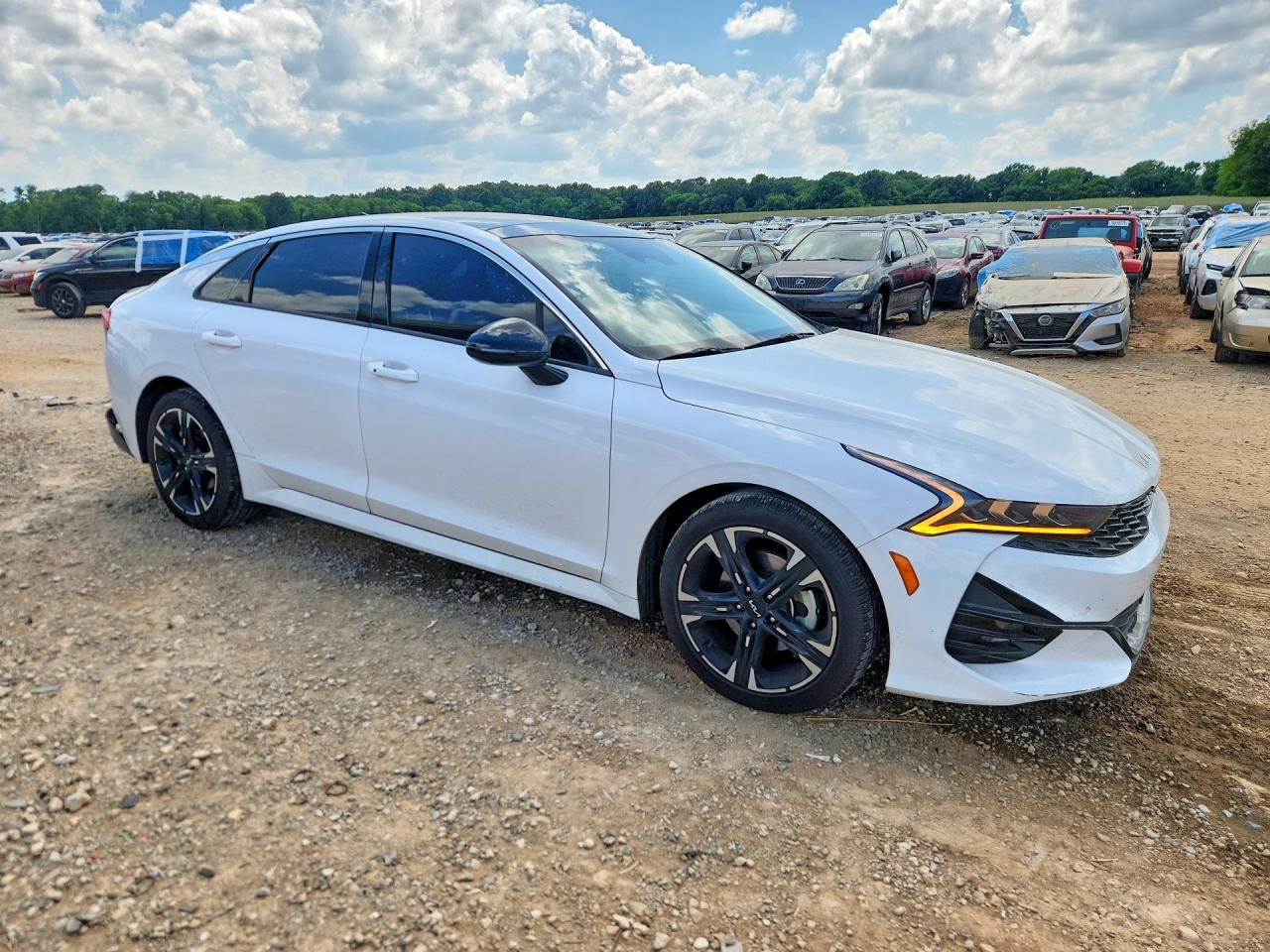 2022 KIA K5 GT-Line