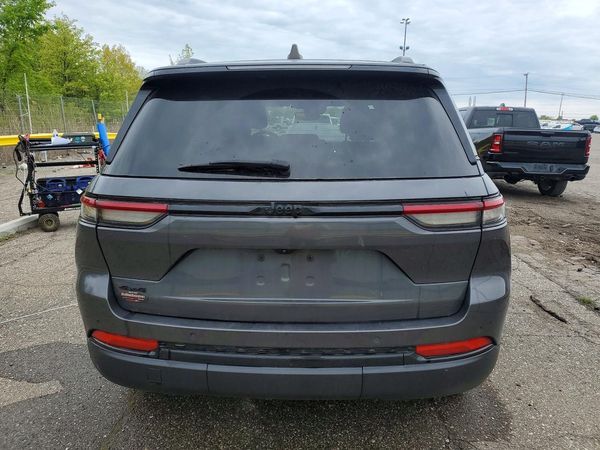 2023 JEEP GRAND CHEROKEE