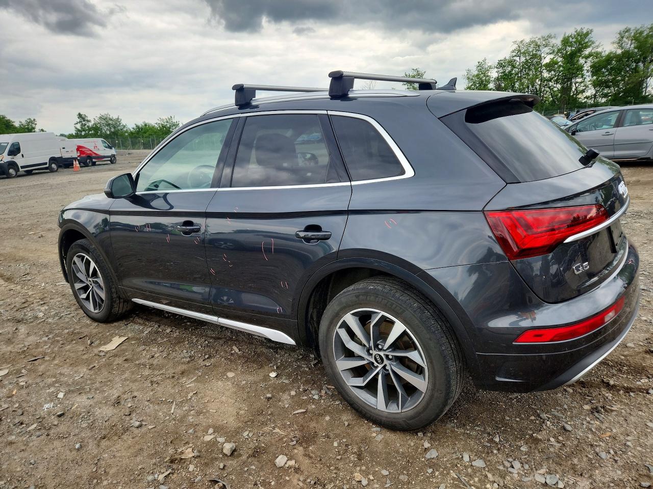 2021 AUDI Q5 quattro Premium