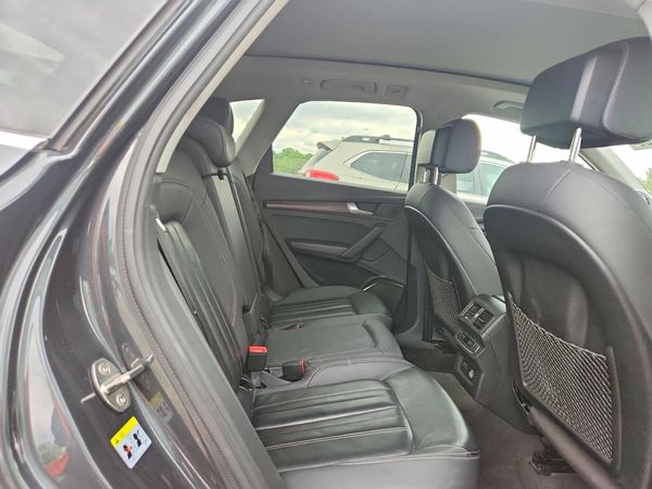 2021 AUDI Q5 quattro Premium