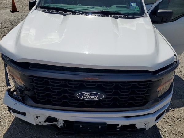 2025 FORD F150 STX