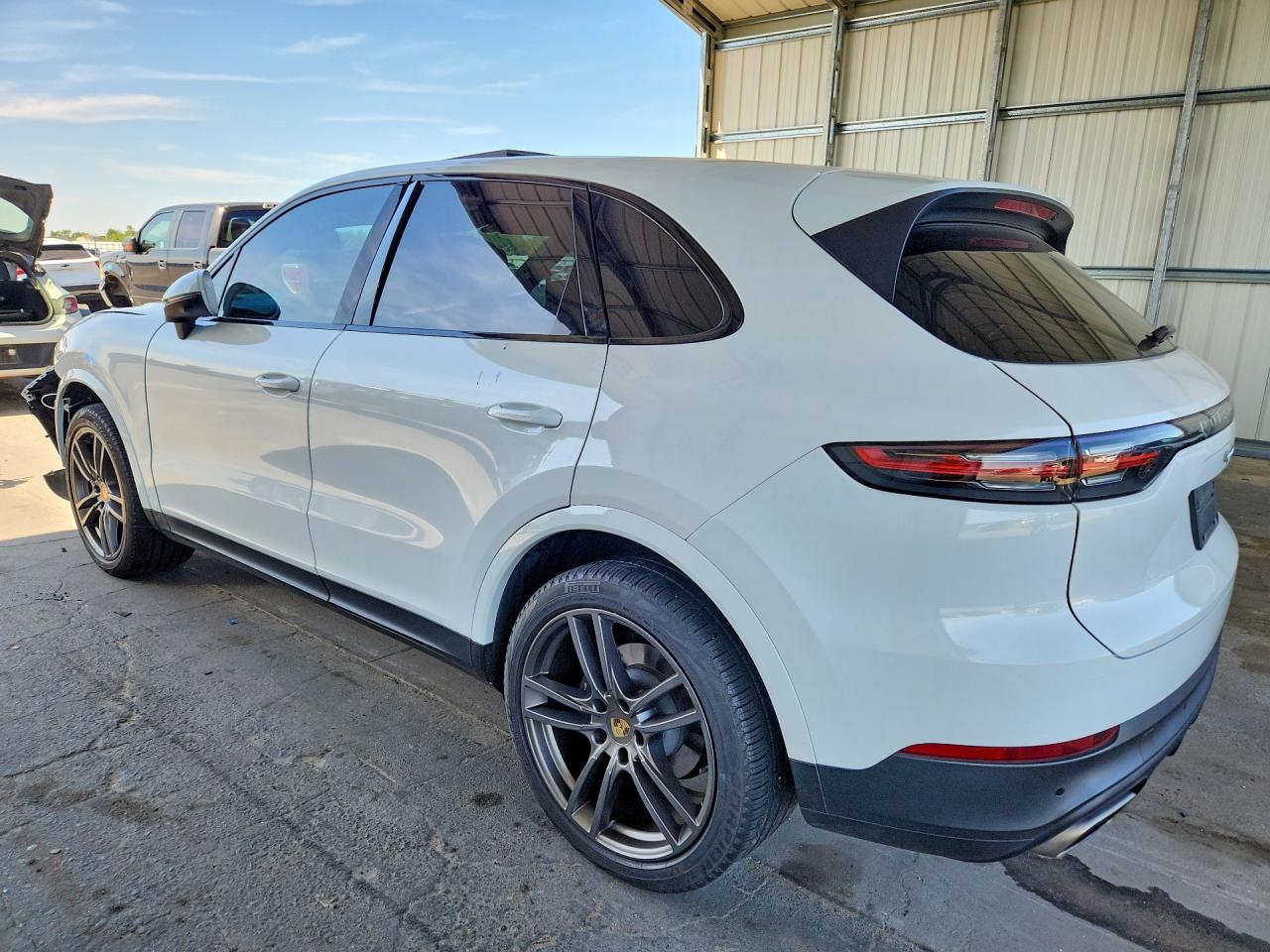 2019 PORSCHE CAYENNE