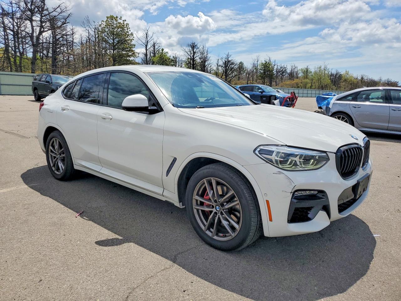 2021 BMW X4