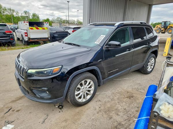 2019 JEEP CHEROKEE LATITUDE FWD