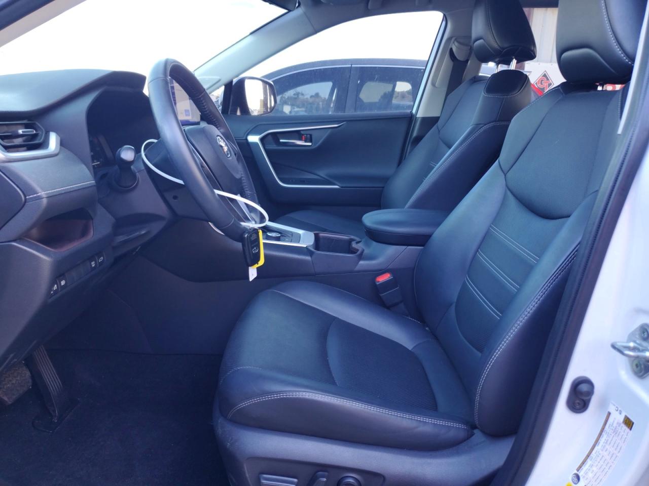 2023 TOYOTA RAV4 Limited