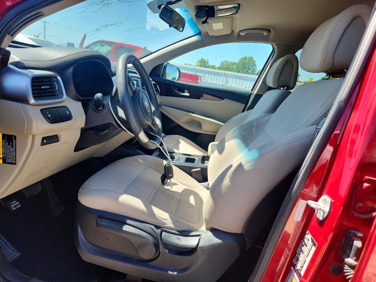 2017 KIA SORENTO L, LX
