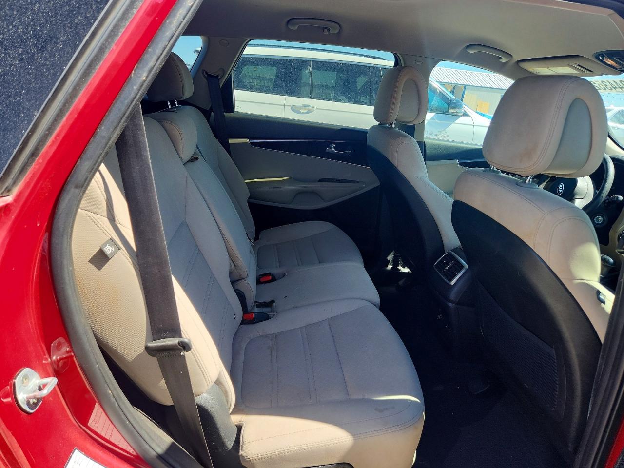 2017 KIA SORENTO L, LX