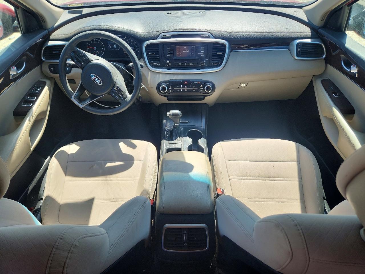 2017 KIA SORENTO L, LX