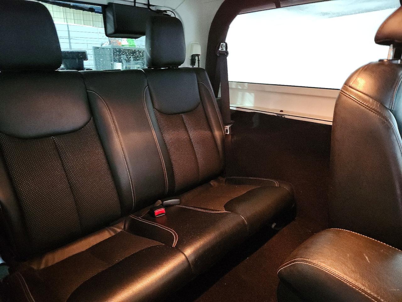 2016 JEEP WRANGLER SAHARA 4X4