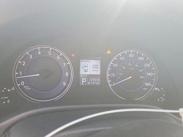 2013 INFINITI G37