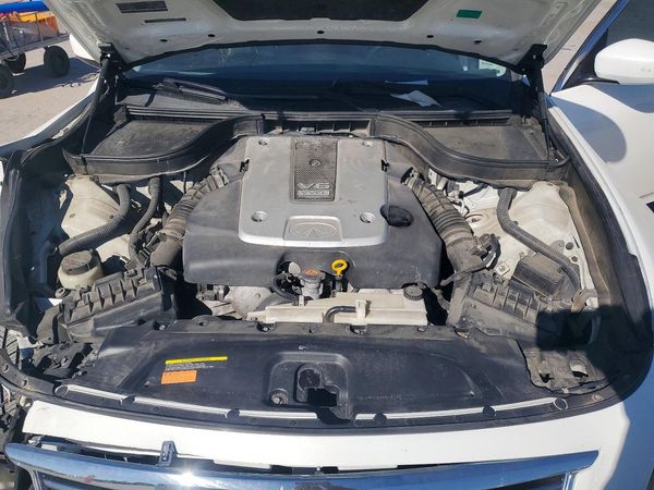 2013 INFINITI G37