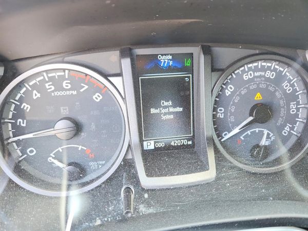 2023 TOYOTA TACOMA SR5