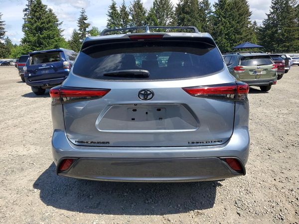 2022 TOYOTA HIGHLANDER Limited