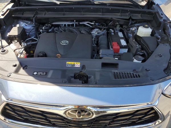 2022 TOYOTA HIGHLANDER Limited