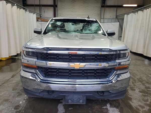 2017 CHEVROLET SILVERADO LT — DIRF