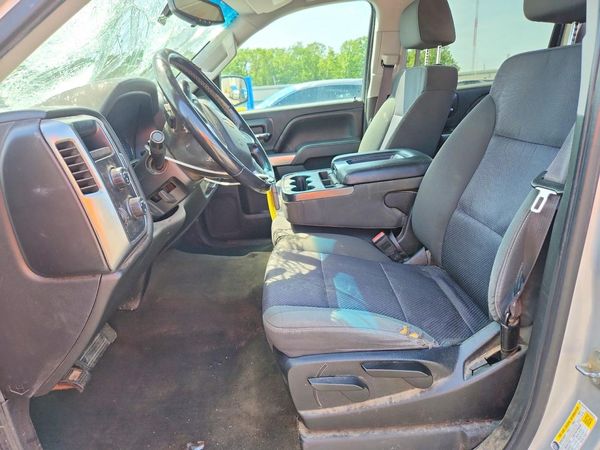 2017 CHEVROLET SILVERADO LT — DENT